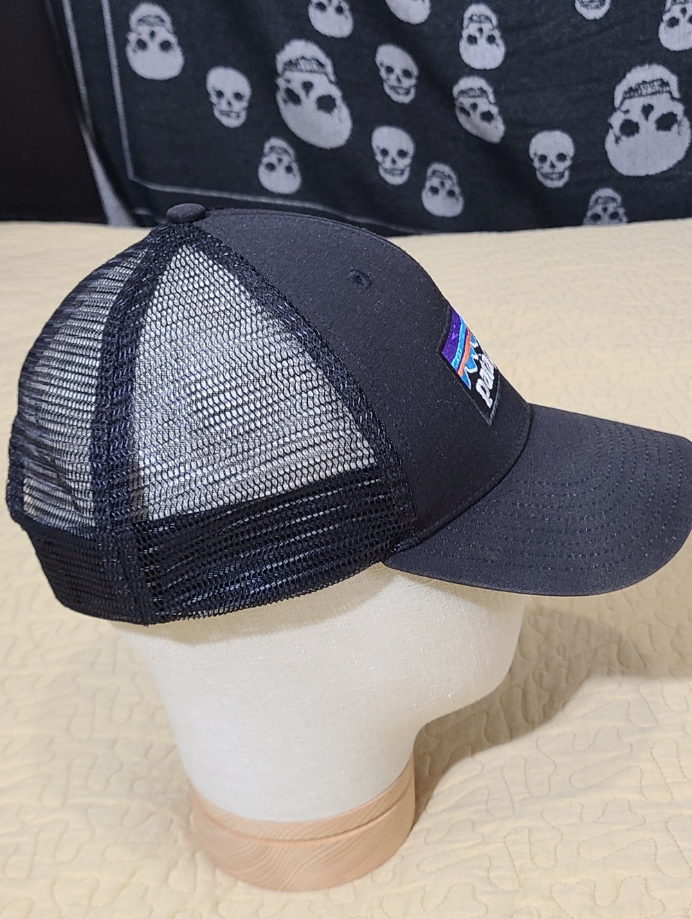 Patagonia P6 low profile 6 panel trucker hat - Picture 6 of 7